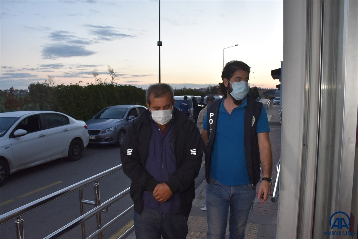 Adana’da firari şahıslar, şafak operasyonu ile yakalandı #4
