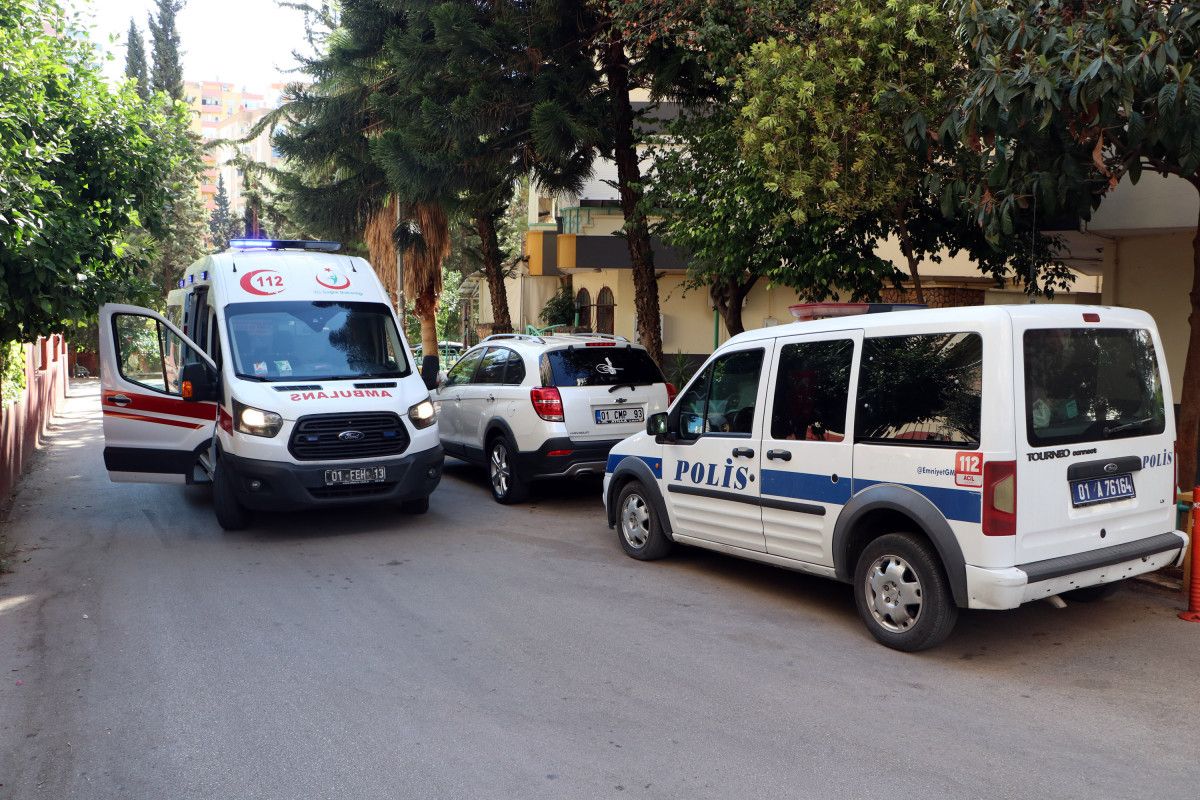 Adana da boğazına cam kırıkları batan adam hayatını kaybetti #2