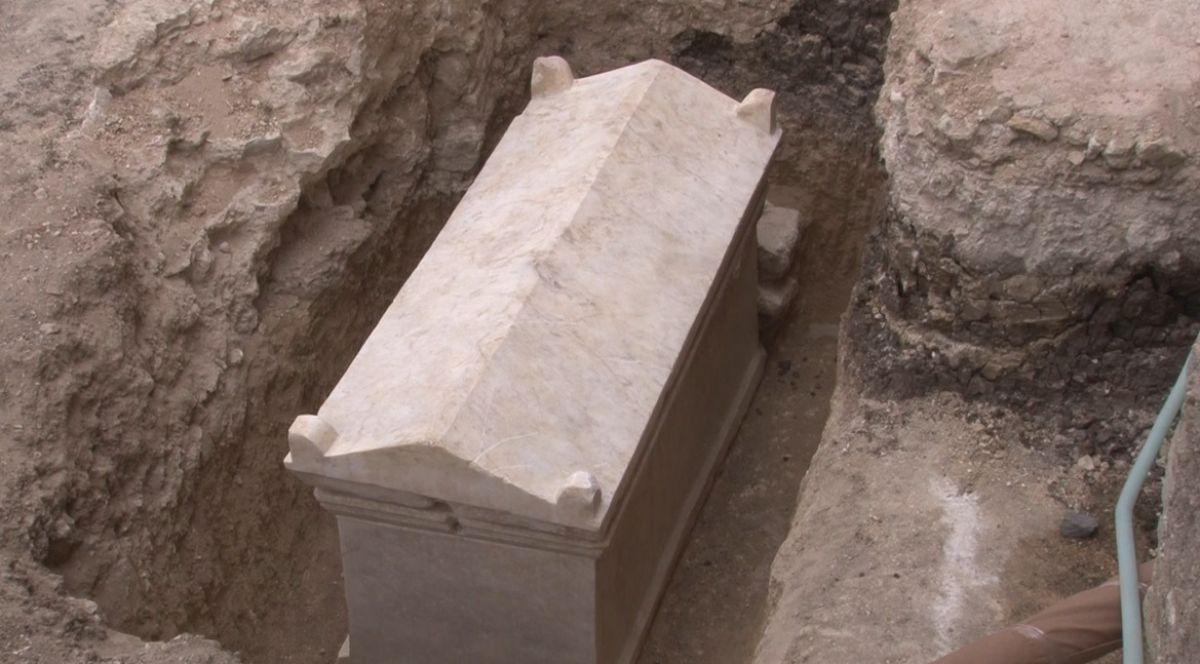 Zeytinburnu’nda arkeolojik çalışmalarda sandık tipi mezar bulundu #3
