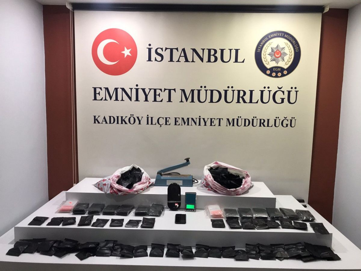 Kadıköy ve Kağıthane de uyuşturucu ticareti yapanlar gözaltına alındı #1
