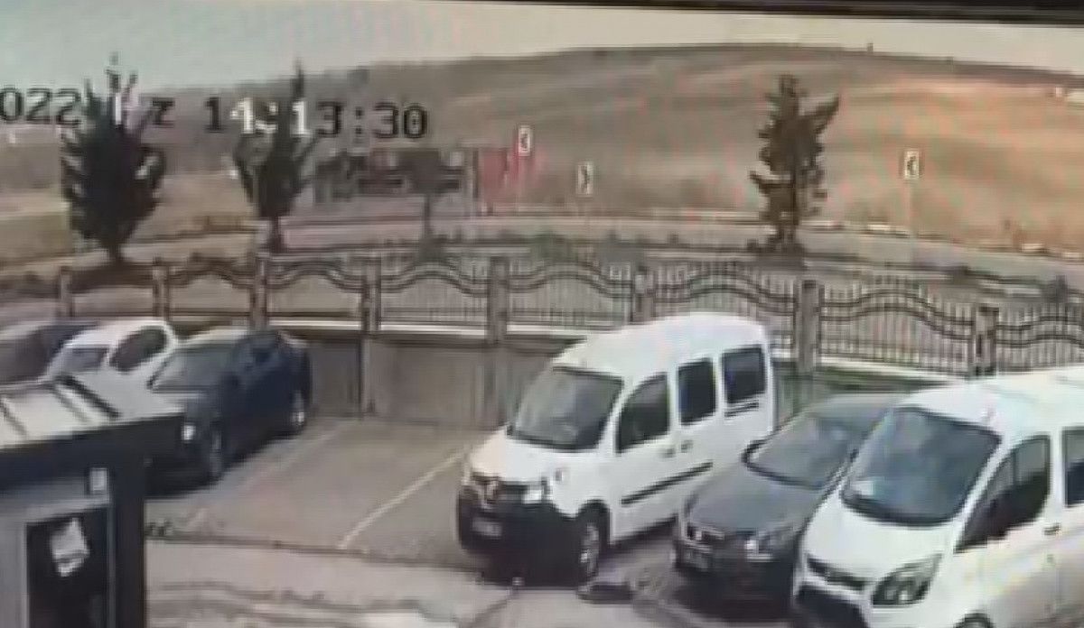 Arnavutköy de şoförün öldüğü kamyonun devrilme anı kamerada #3