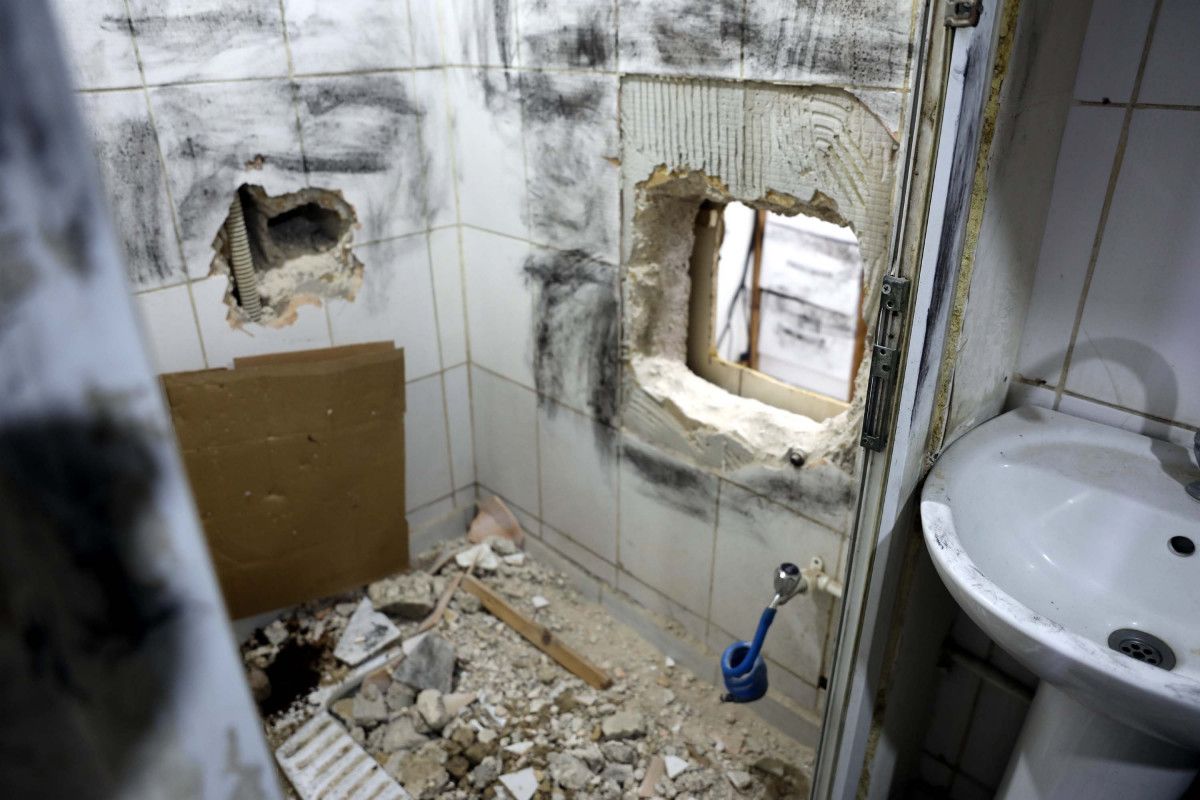 Gaziantep te kuyumcu soygunu: Duvarı delip 1,5 milyonluk altın çaldılar #1