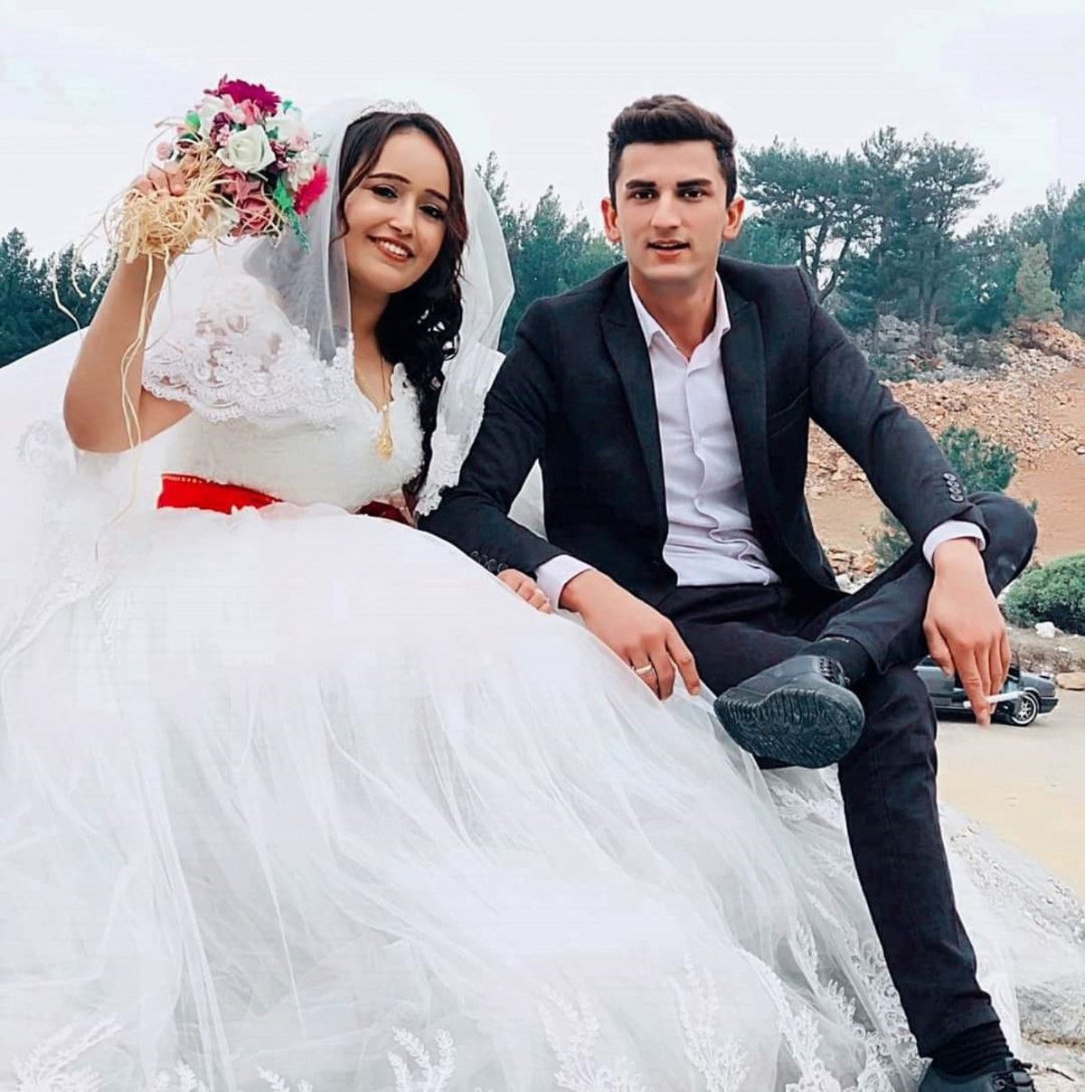 Antalya da doğuma giden eşini motosikletle takip ederken öldü #6