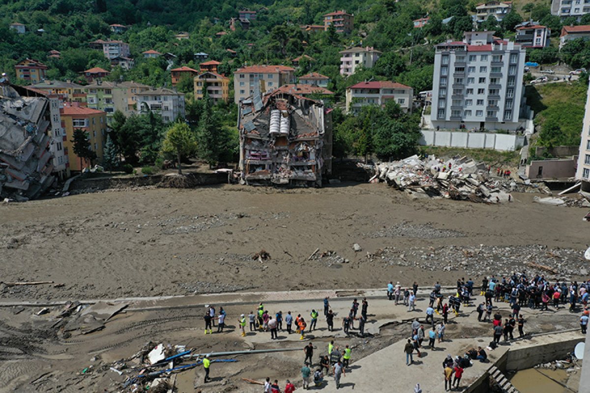 Cumhurbaşkanı Erdoğan: Doğal felaketler sadece ülkemizde olmuyor #1