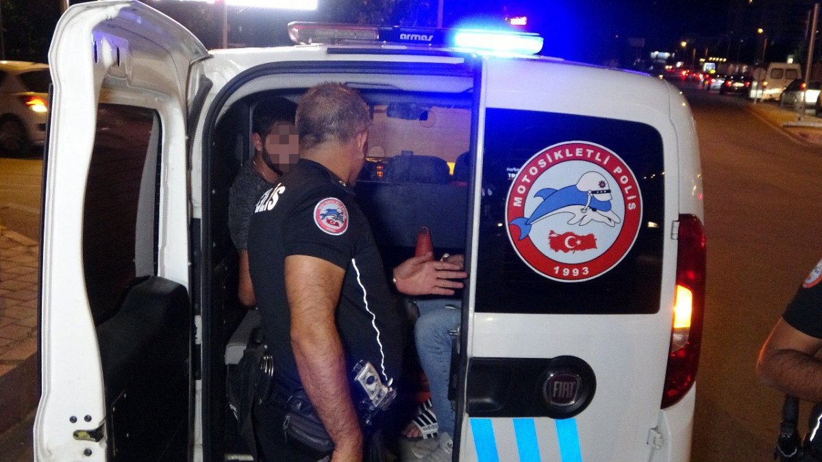 Antalya’da trafikte, çocuk sürücü ile polis arasında kovalamaca #7