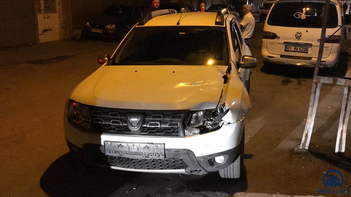 Adana da otomobilin çarptığı baba yaralandı, oğlu öldü #6