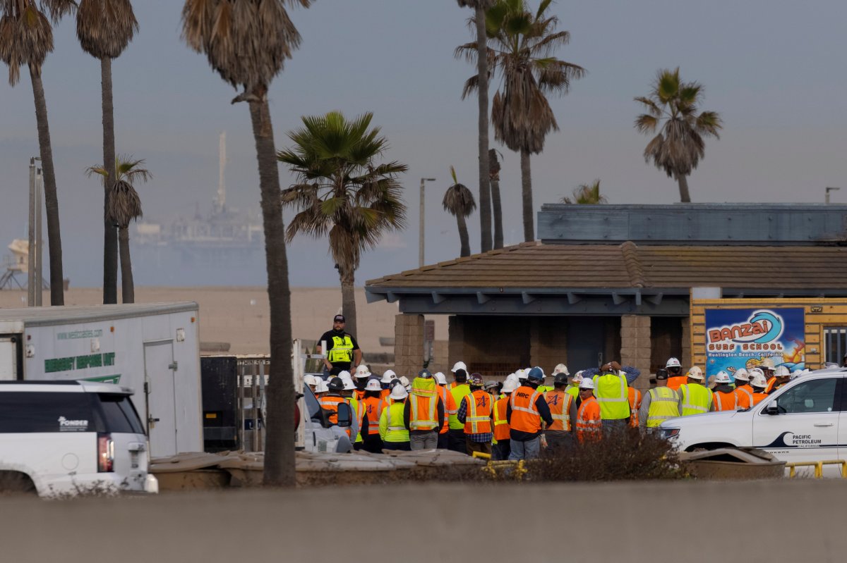 ABD de petrol sızıntısı nedeniyle güney Kaliforniya sahilleri kapatıldı #5