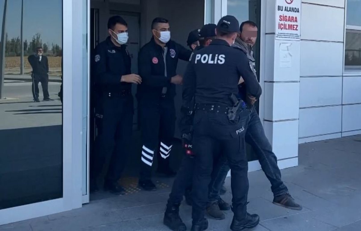 Aksaray da polisten kaçan şoför: Ben emniyet müdürüyüm, amir buraya gelsin #2