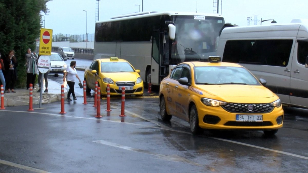 Gaziosmanpaşa’da taksi, bekleyen yolcuyu değil Arap turistleri aldı #3