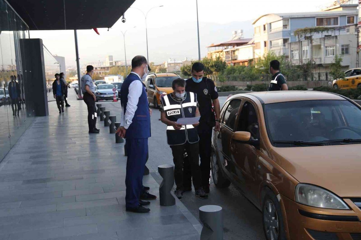 Türkiye genelinde yapılan denetimlerde 742 taksi hakkında cezai işlem uygulandı #4