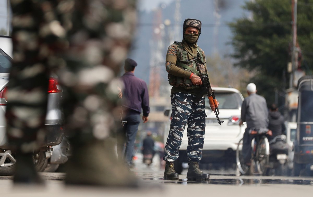 Hindistan’ın Cammu Keşmir bölgesinde çatışmalar: 8 ölü #2