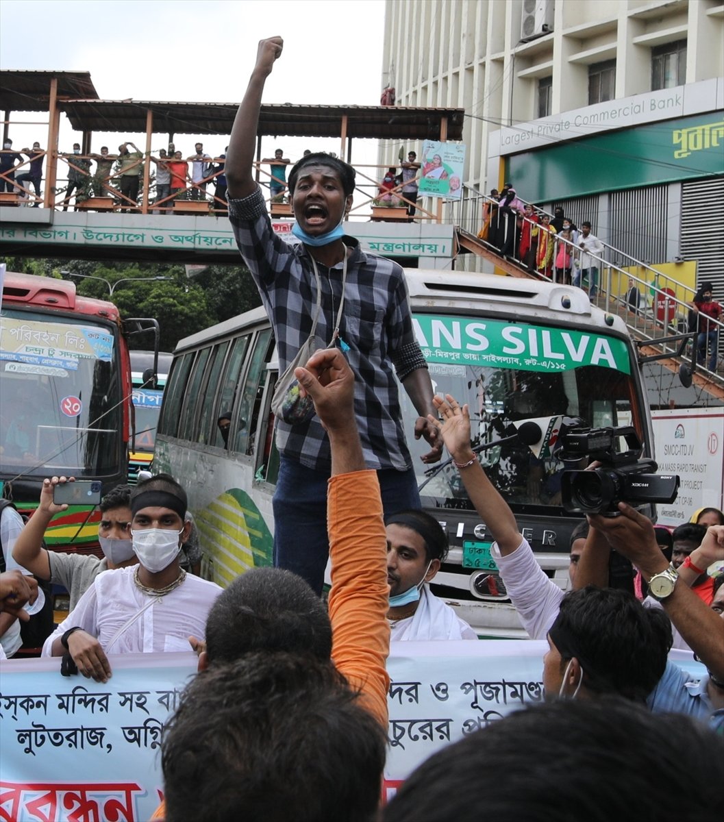 Bangladeş te Kur an-ı Kerim e saygısızlıkla başlayan eylemler sürüyor #2