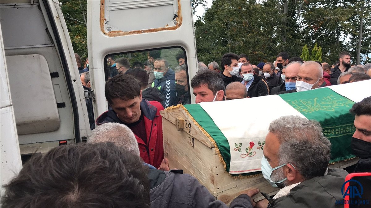 Zonguldak ta göçük altında kalan 3 işçiden 2 si kurtarıldı: 1 ölü #3