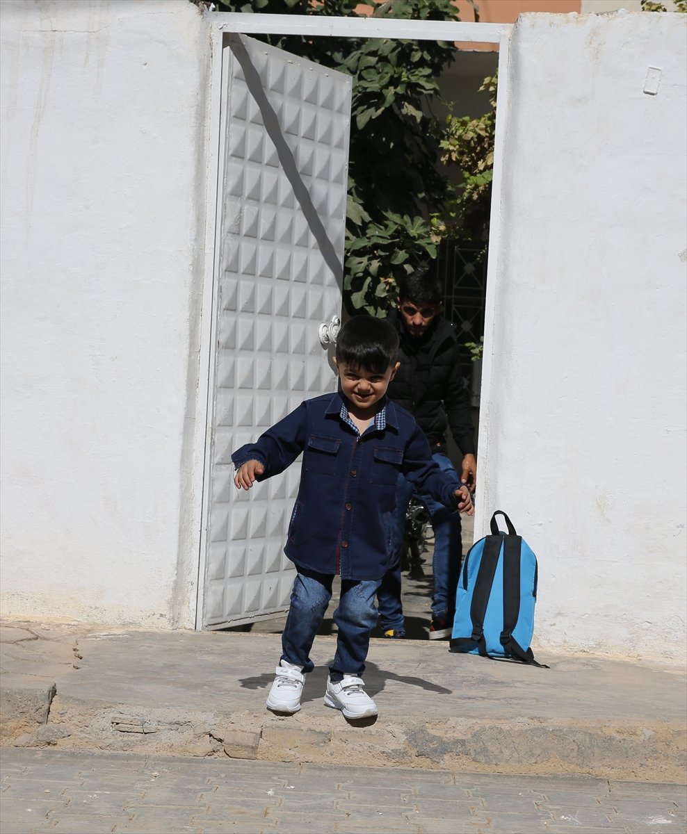 Mardin’de protez bacağına kavuşan Muhammed, okula başladı #16