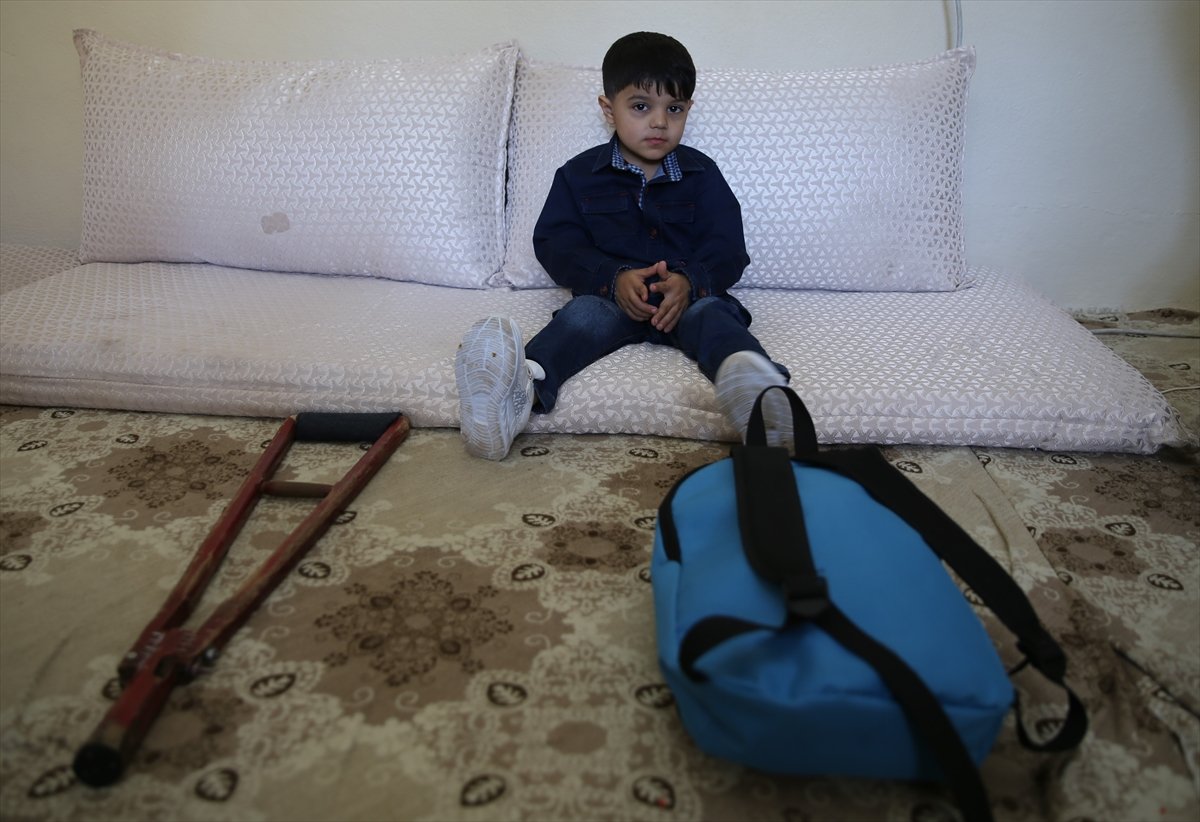 Mardin’de protez bacağına kavuşan Muhammed, okula başladı #2