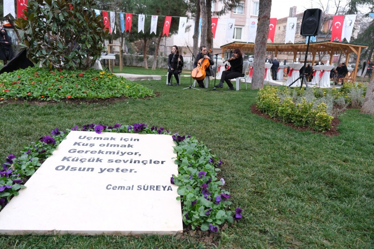 CHP li Maltepe Belediyesi nden Cemal Süreya Parkı açılışı #2