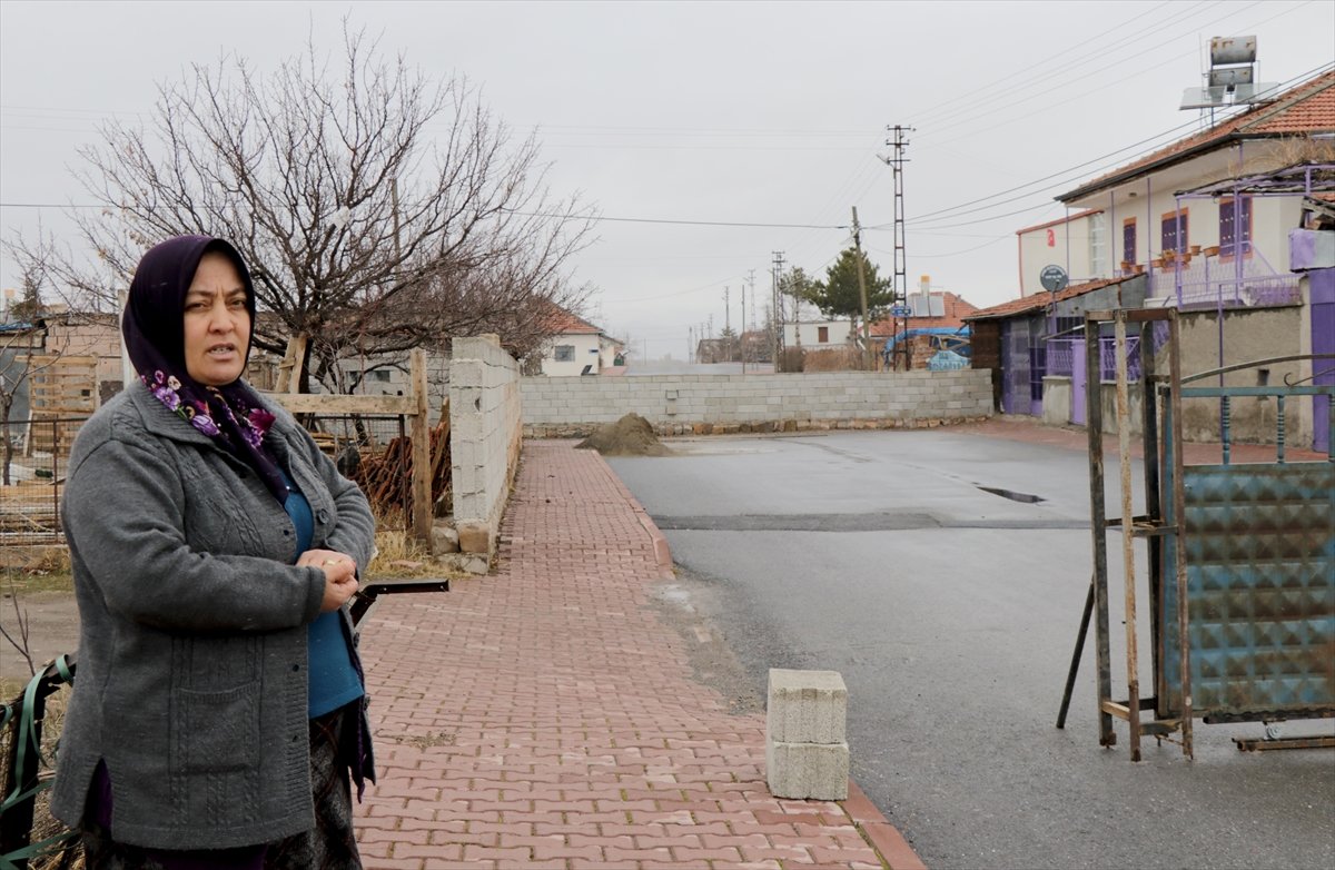 Kayseri’de, arsasından geçen yolu kapatan adam: Belediye işi çözecek #4
