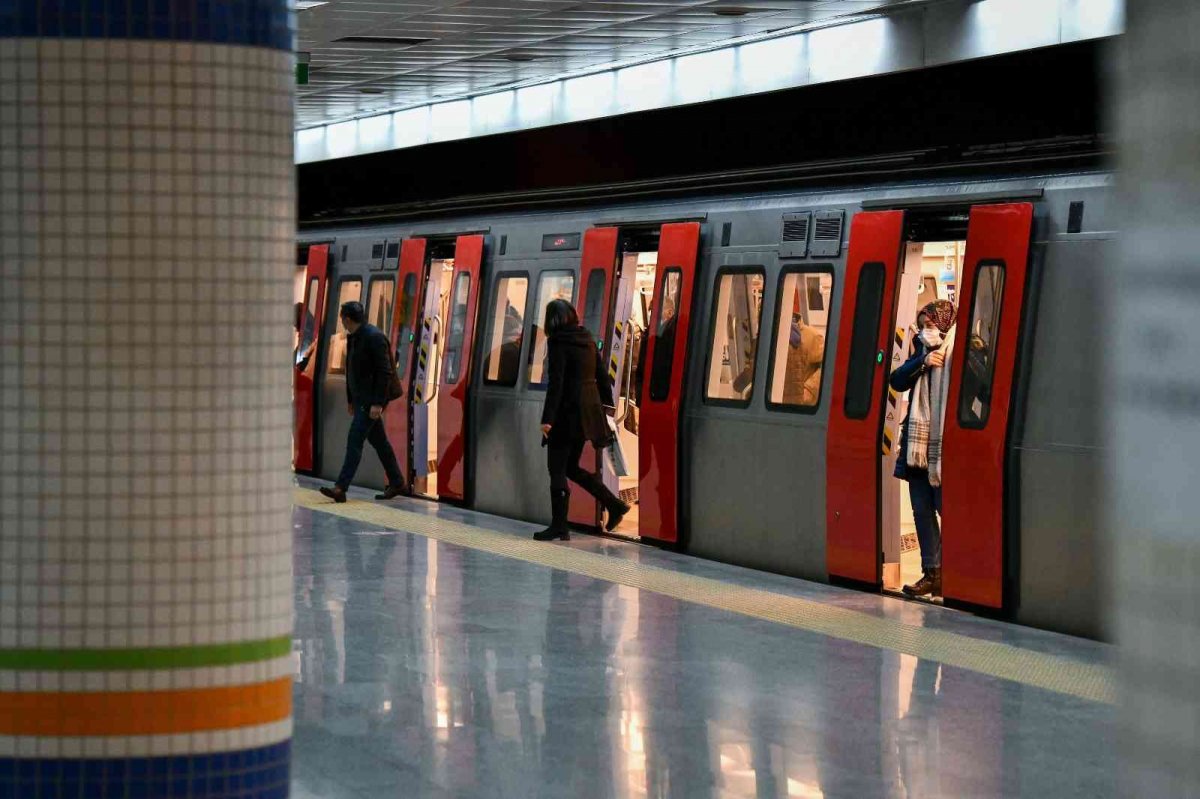 Ankara metrolarında klasik müzik yayını başladı #1
