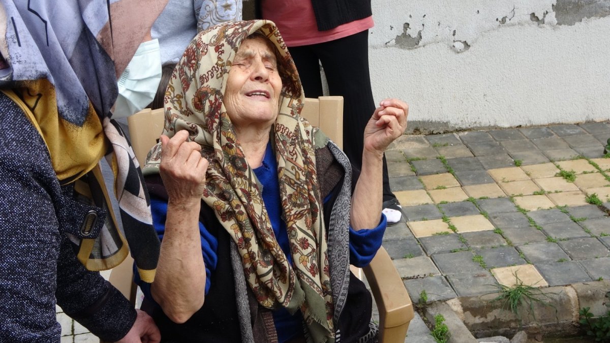 Antalya daki yangında yaşlı kadının yeni çektiği para küle döndü #3