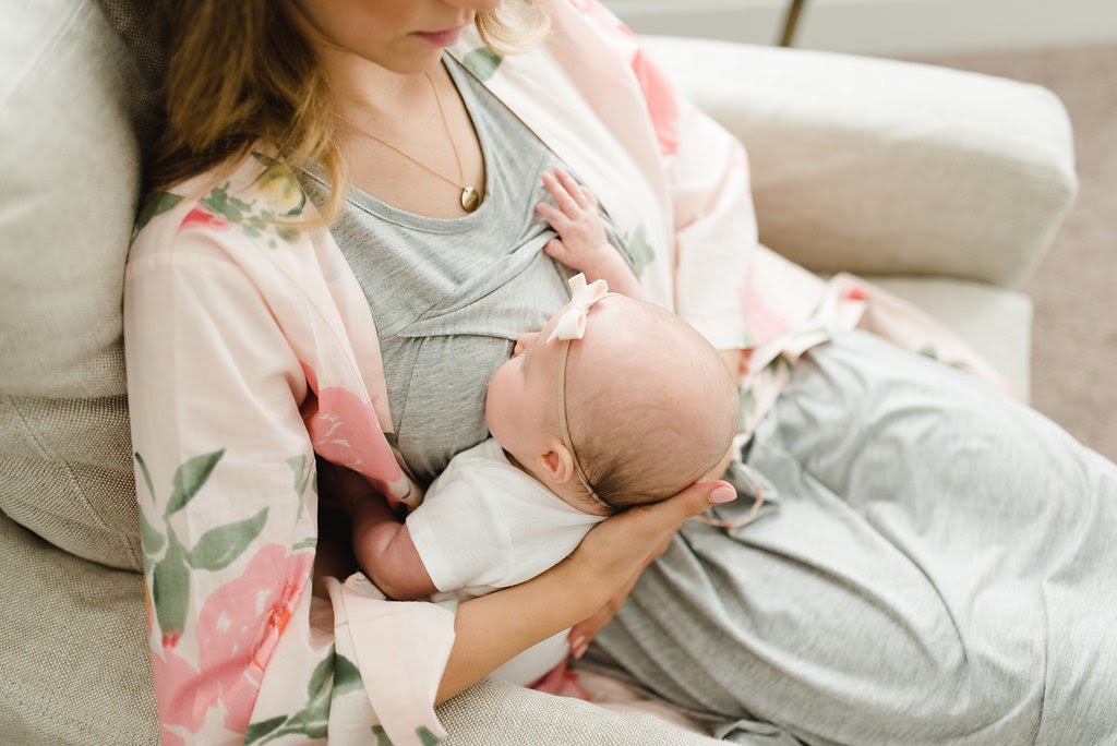 Yeni anneler için en etkili 3 emzirme pozisyonu #2