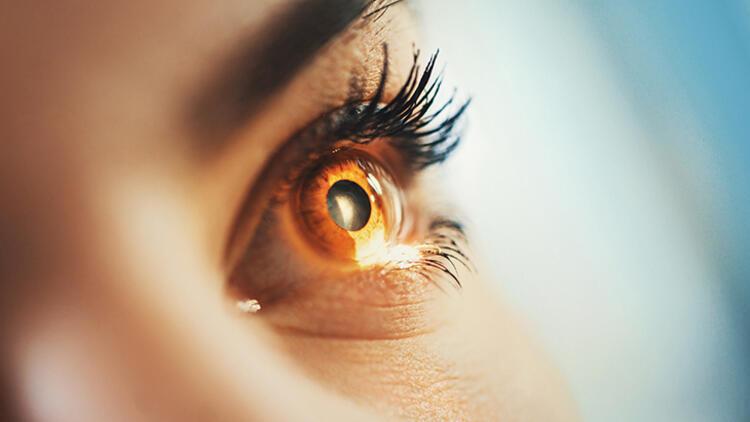Göz kuruluğu görme kaybına yol açabilir