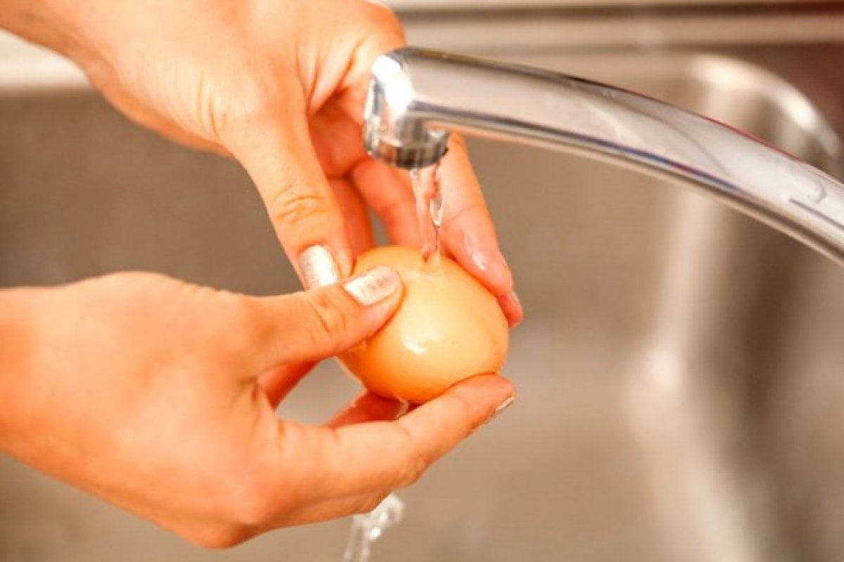 Bu hatayı yapmayın! Eğer yumurtayı yıkayıp saklıyorsanız... #1
