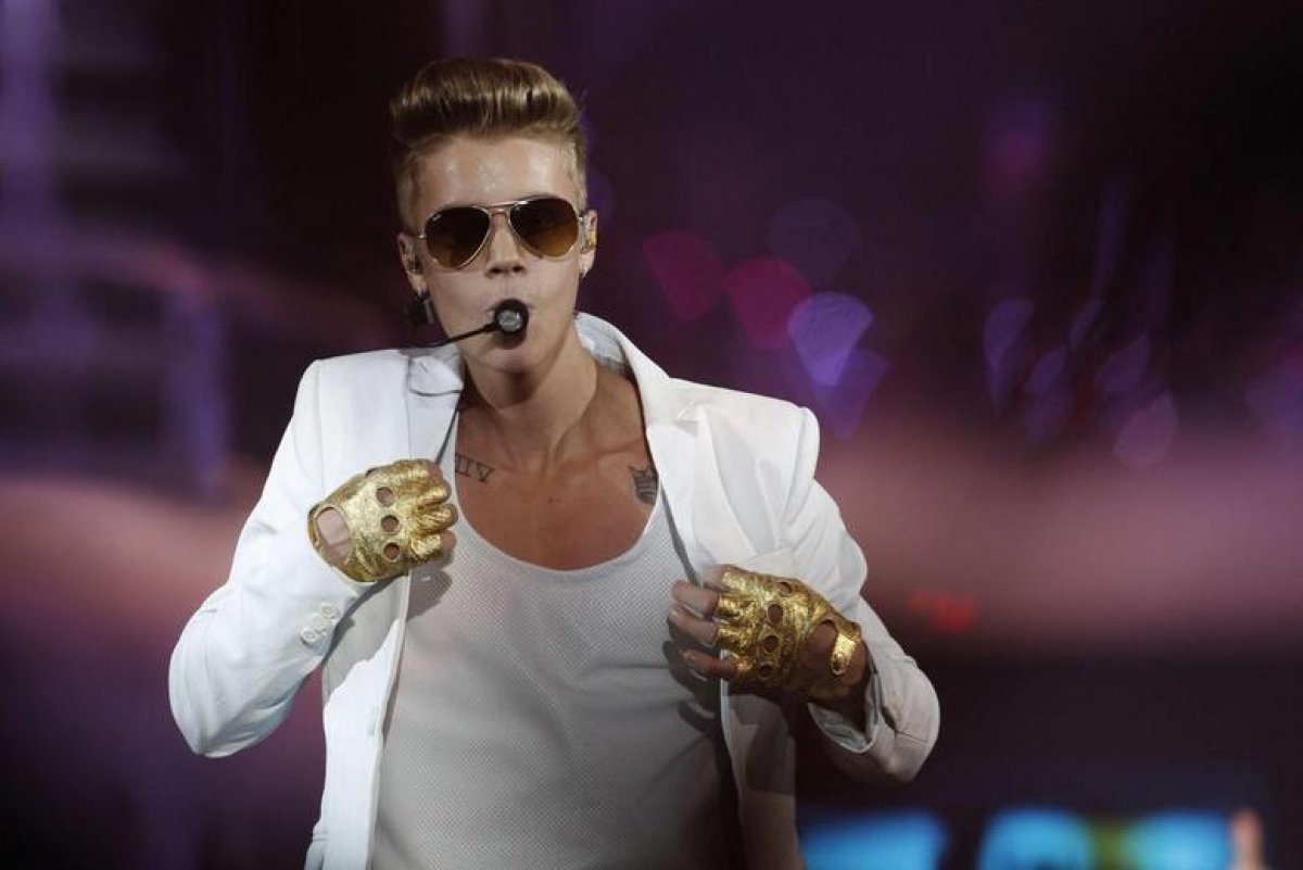 Justin Bieber koronavirüse yakalandı #4