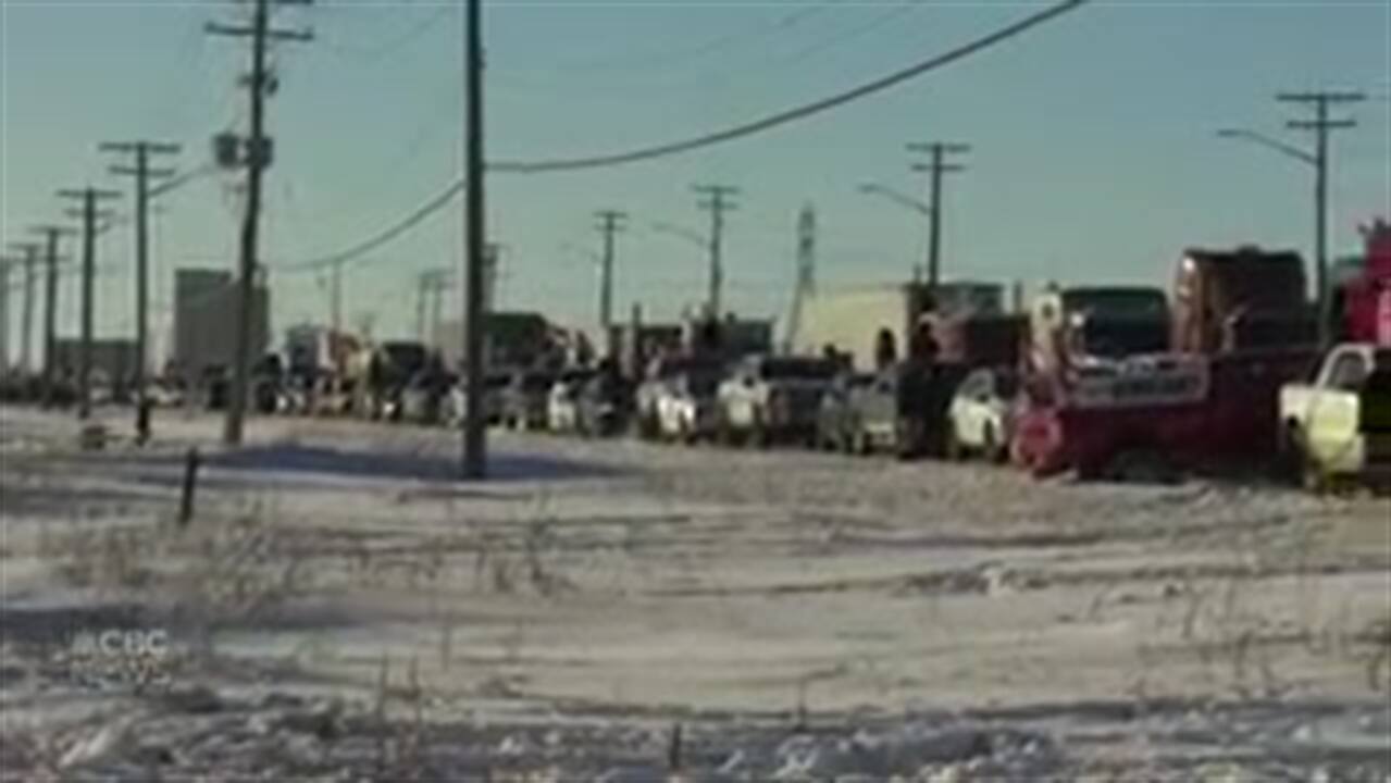 Kamyon şoförü sınır ötesi aşı görevlerine karşısında protesto güneybatı Ontario'yu vurdu